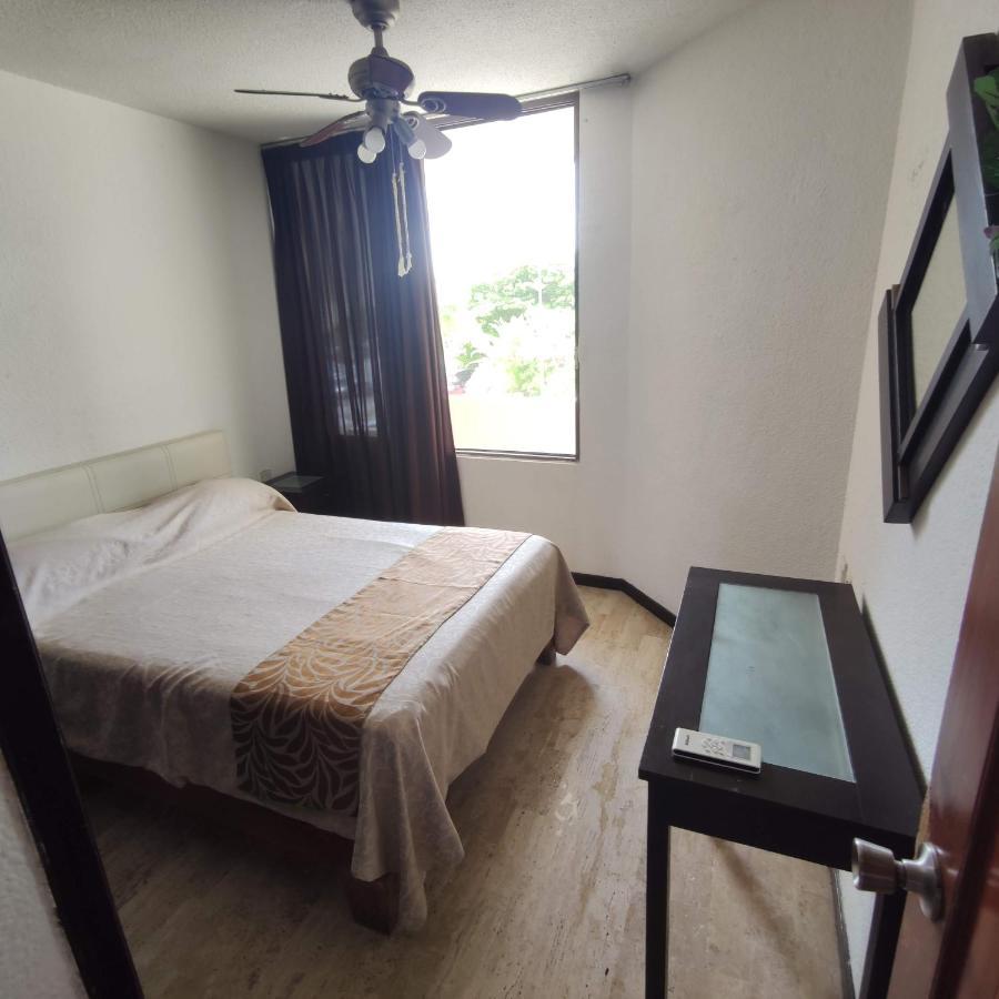 Bella Beach Condo Vacation 2 Bedrooms Канкун Екстер'єр фото