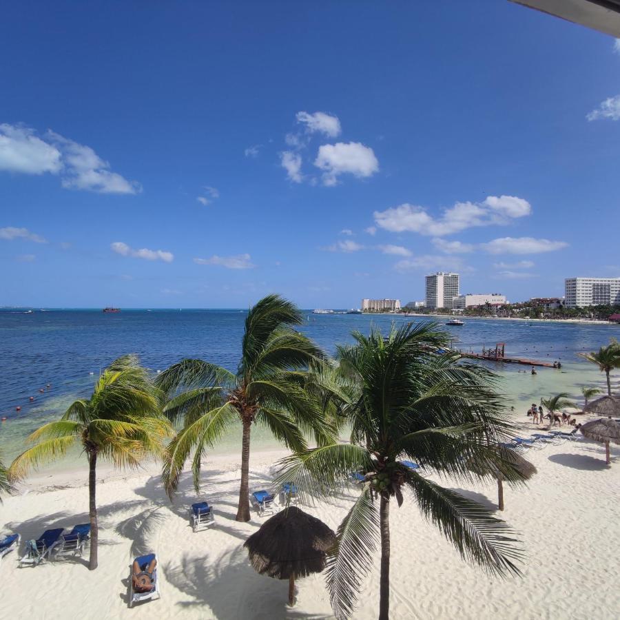 Bella Beach Condo Vacation 2 Bedrooms Канкун Екстер'єр фото