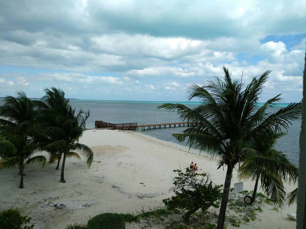 Bella Beach Condo Vacation 2 Bedrooms Канкун Екстер'єр фото