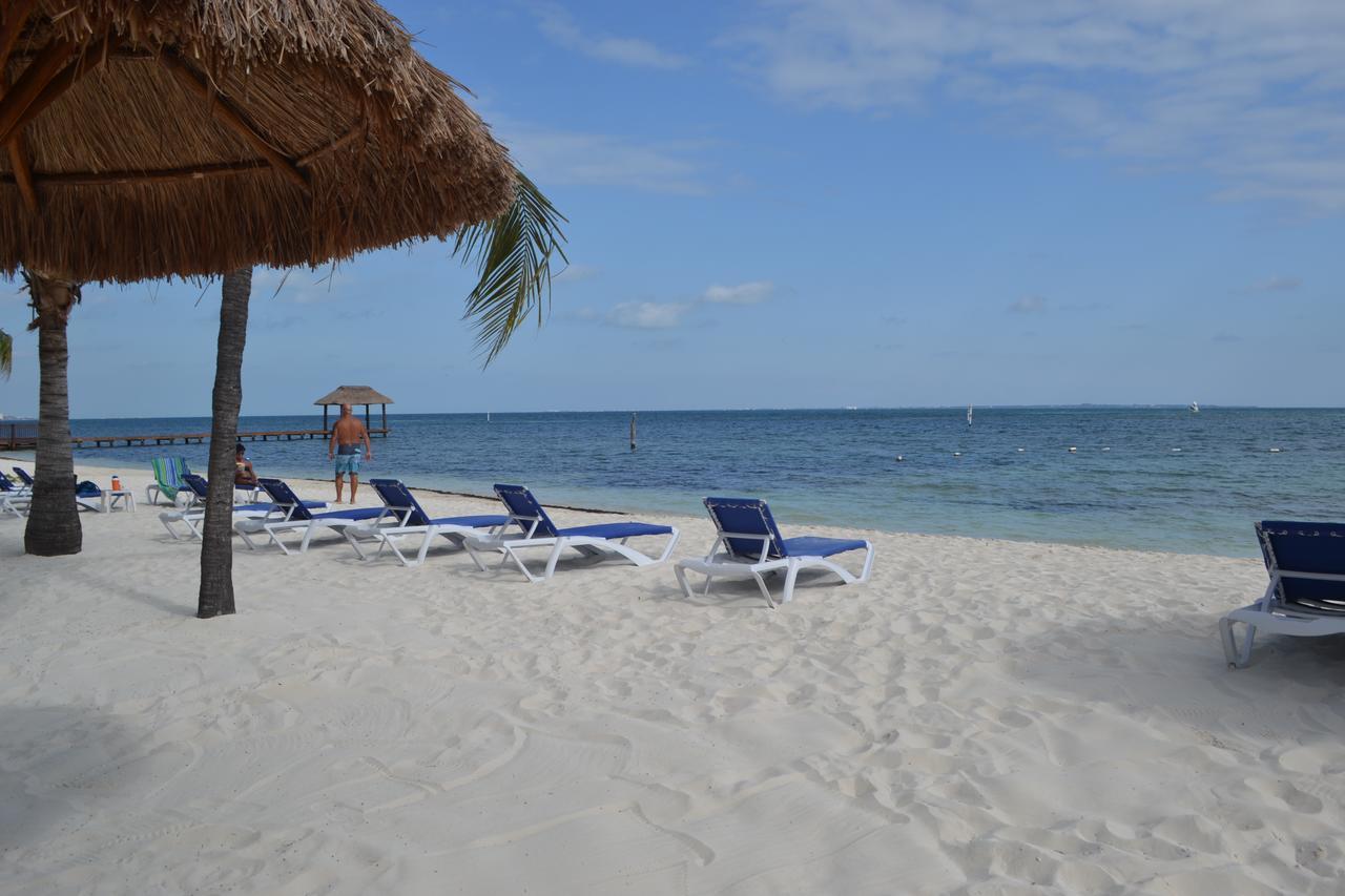 Bella Beach Condo Vacation 2 Bedrooms Канкун Екстер'єр фото